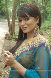 Aashka Goradia - Kala