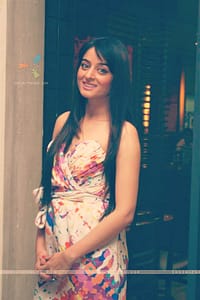 Mahhi Vij - Nakusha