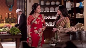 Ek Tha Raja Ek Thi Rani (55. ep.) 08.10.2015. – Gayatri smanjuje troškove palate, Rana ji je kažnjen!