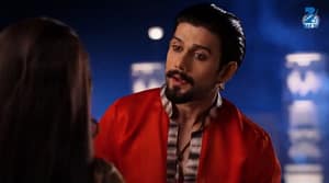 Ek Tha Raja Ek Thi Rani (106. ep.) 18.12.2015. – Avdesh kaže Gayatri da ako postane njegova kraljica, on će vratiti Rana ji-u sve!