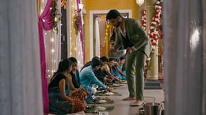 Mehndi Hai Rachne Waali – 30. epizoda – Ragav servira gostima na mehendi ceremoniji!