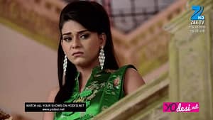Ek Tha Raja Ek Thi Rani (329. ep.) 26.10.2016. – Bindu sipa kiselinu u vodu za pooju, Raja se opeče!