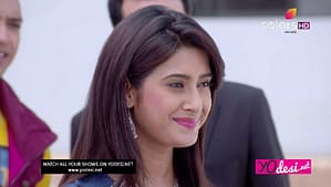 Simar (1811. ep.) 25.04.2017. – Arav prizna Simar da mu se svidja Ananiya, njena porodica stize u grad!