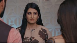 Mehndi Hai Rachne Waali – 204. epizoda - Iša voli Ragava?