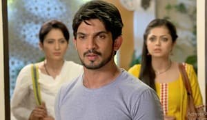Pardes Mein Hai Mera Dil (124. ep.) 27.04.2017. – Nena dovodi Simu kod Ragava! Harđit planira da ubije Nenu!