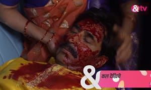 SiddhiVinayak – 4. epizoda – Vinajak gurne Aniketa i on padne sa terase!
