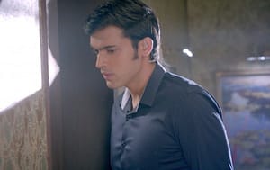 Kasautii Zindagii Kay – 11. epizoda - Anurag prisluškuje Navina!