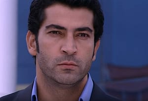 Izgubljena ljubav – 26. epizoda – Bekir podmeće drogu u Mehmetovu firmu!