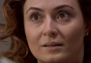 1001 noć – 150. i 151. epizoda – Ahu je uhapšena zbog prostitucije, doktori pripremaju Benu za hitni porođaj jer je bebino srce prestalo kucati!