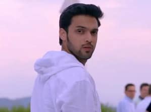 Kasautii Zindagii Kay - 219. epizoda - Neko prati Anuraga!