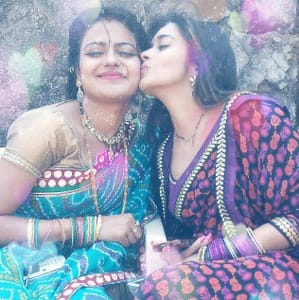 Vividha Kirti i Tina Dutta