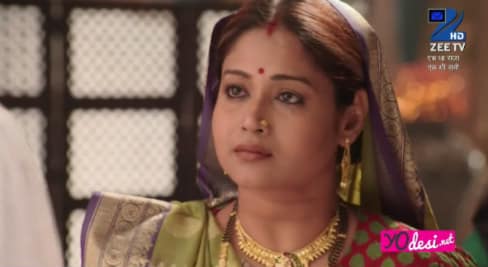 Ek Tha Raja Ek Thi Rani (150. ep.) 18.02.2016. – Maa dolazi u palatu,šokirana je vidjevši Rana ji-a i Rajeshwari srećne zajedno!