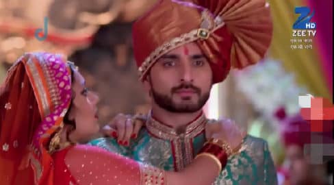 Ek Tha Raja Ek Thi Rani (38. ep.) 15.09.2015. – Rana ji se brine o Gayatri!