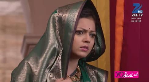 Ek Tha Raja Ek Thi Rani (32. ep.) 08.09.2015. – Bari Rani Maa i Gayatri čuju za dogovor!