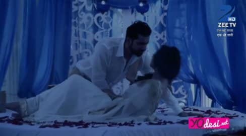 Ek Tha Raja Ek Thi Rani (148. ep.) 16.02.2016. – Bari Rani Maa koristi crnu magiju da spriječi Rana ji-evu i Gayatrinu konzumaciju braka!