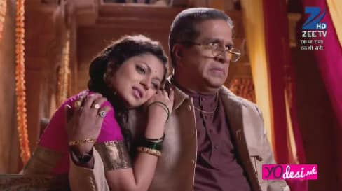 Ek Tha Raja Ek Thi Rani (33. ep.) 09.09.2015. – Seth laže Gayatri za dogovor!