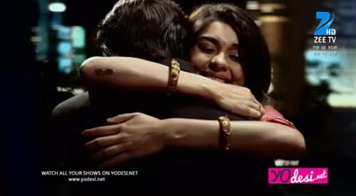 Ek Tha Raja Ek Thi Rani (375. ep.) 29.12.2016. – Rani sazna da je Angat u stvari Raja!