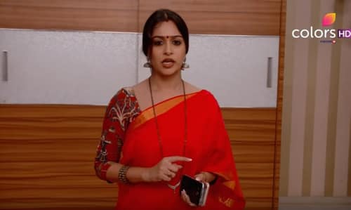 Simar (1297. ep.) 29.08.2016. – Simar krene u Piyushevu firmu da mu preda telefon!