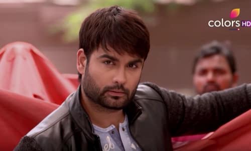 Shakti (297. ep.) 13.07.2017. – Harman postavlja šator ispred kuće kinara!
