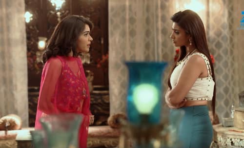 Ek Tha Raja Ek Thi Rani (398. ep.) 2.2.2017. – Naina pomaže Laili da pridobije Rajinu ljubav!