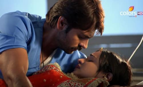 Rangrasiya – od 14. do 17. ep. - Doktor pokuša da ubije Parvati!