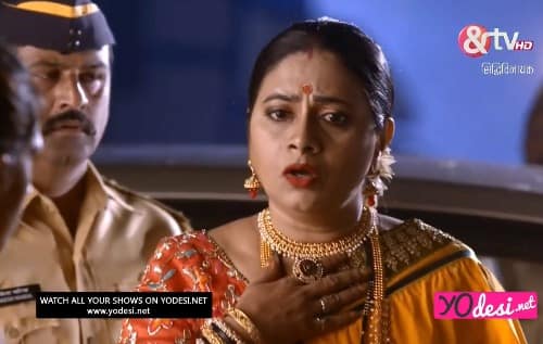 SiddhiVinayak – 216. epizoda – Rudra podmetne Manđiri drogu u torbicu!