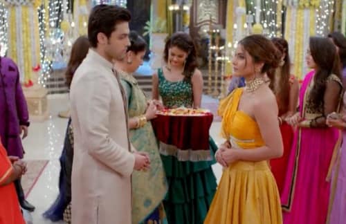 Kasautii Zindagii Kay – 111. epizoda – Komolika i Anurag se vere!