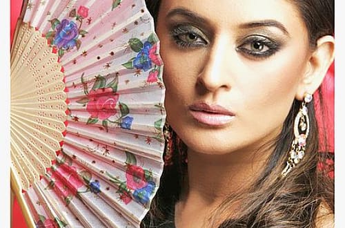 Mahii Vij - Nakusha