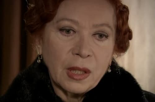 1001 noć – 122. i 123. epizoda – Onur odbije da se pomiri sa Šeherezadom, Peride ne prihvata Nilufer za unuku!