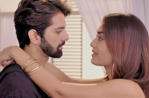 “Tanhaiyan” / “Usamljenost” – 8. epizoda (2. deo)
