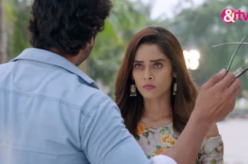 SiddhiVinayak – 24. epizoda - Sidi dobija posao kao Vinova instruktorka plesa!