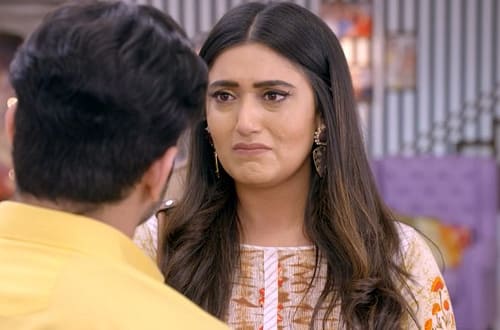 Yeh Hai Mohabbatein - 15. 8. 2018. - Simi pretuče Parmita i pokaje se, on pobegne!
